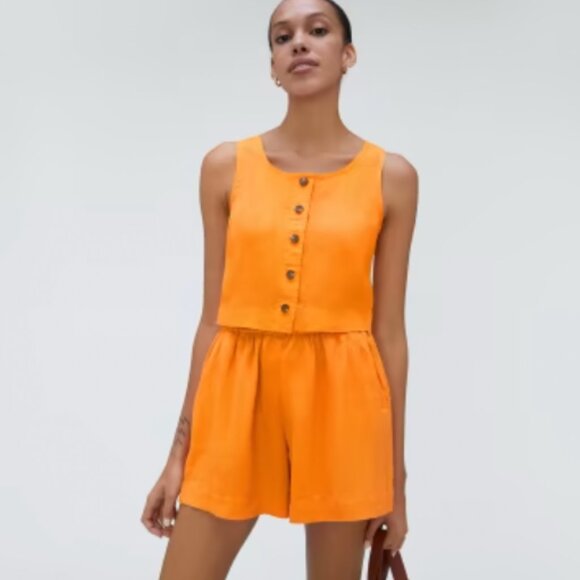 Button-Up Women's Top - Picture 4 of 5